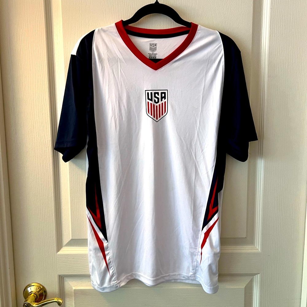 USA team soccer jersey size M